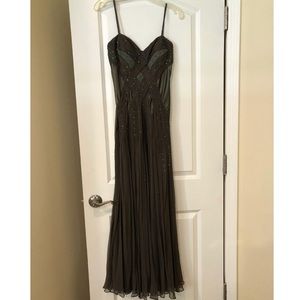 Gracia Fashion 100% silk gown